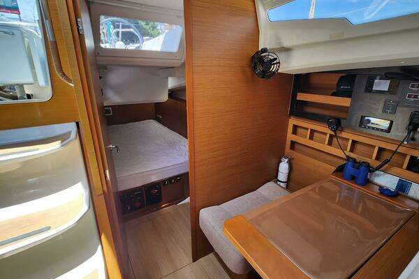 Jeanneau Sun Odyssey 440 Yacht For Sale