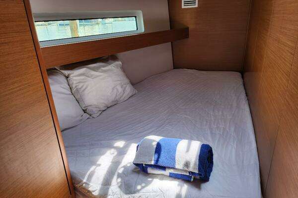 Jeanneau Sun Odyssey 440 Yacht For Sale