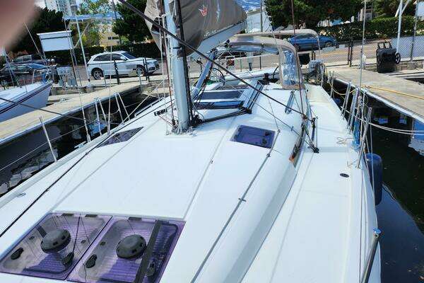Jeanneau Sun Odyssey 440 Yacht For Sale