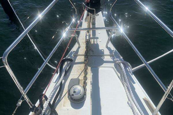 Jeanneau 479 Yacht For Sale