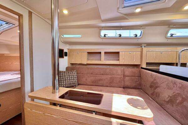 Hanse 345 Yacht For Sale