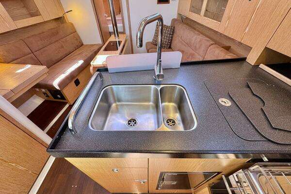 Hanse 345 Yacht For Sale