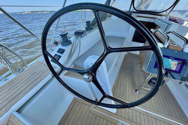 Hanse 345 Yacht For Sale