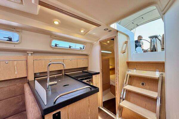 Hanse 345 Yacht For Sale