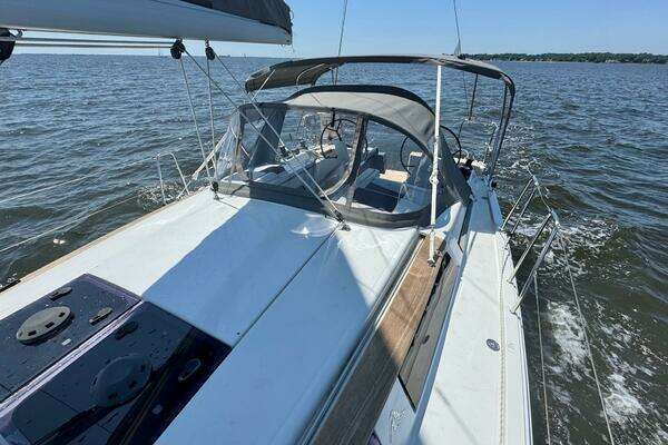 Hanse 345 Yacht For Sale