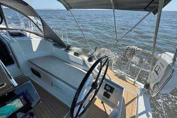 Hanse 345 Yacht For Sale