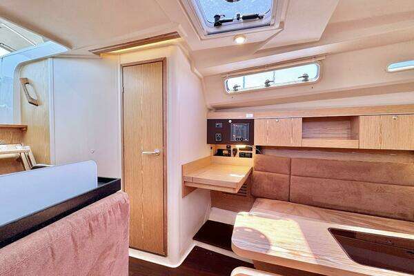 Hanse 345 Yacht For Sale