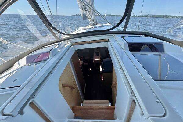Hanse 345 Yacht For Sale