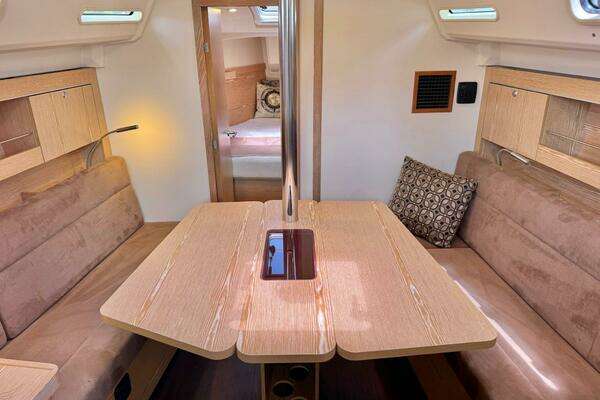 Hanse 345 Yacht For Sale