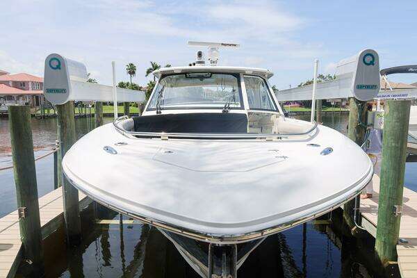 Boston Whaler 380 Realm Yacht For Sale