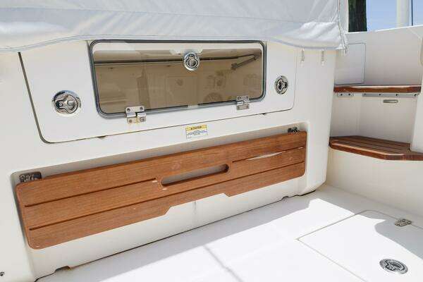 Boston Whaler 380 Realm Yacht For Sale