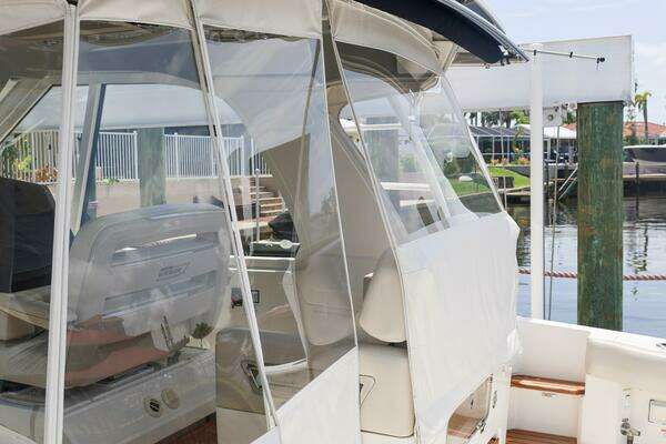 Boston Whaler 380 Realm Yacht For Sale