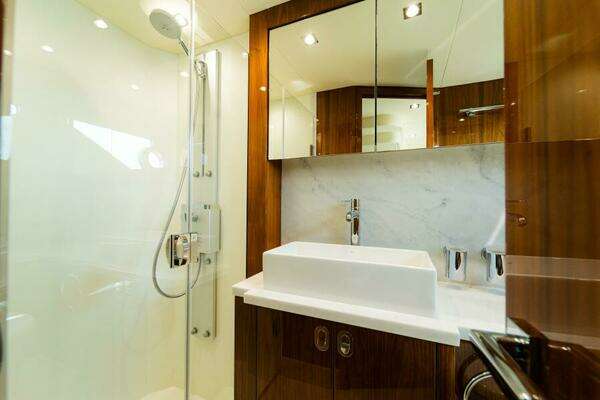 Sunseeker Manhattan 65 Yacht For Sale
