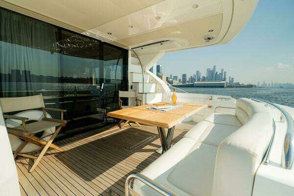 Sunseeker Manhattan 65 Yacht For Sale