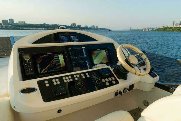 Sunseeker Manhattan 65 Yacht For Sale