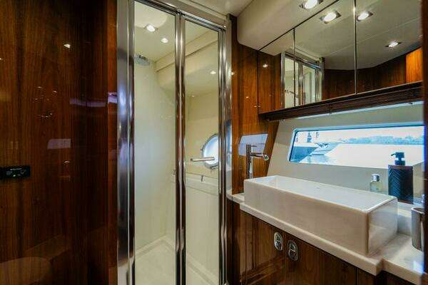 Sunseeker Manhattan 65 Yacht For Sale