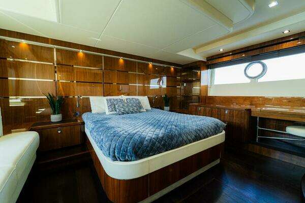 Sunseeker Manhattan 65 Yacht For Sale