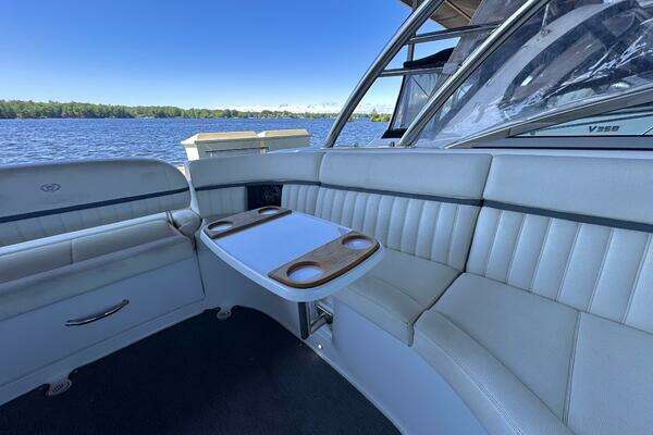 Cobalt R35 Yacht For Sale