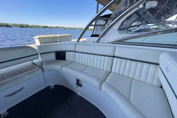 Cobalt R35 Yacht For Sale