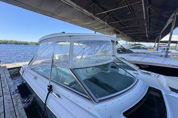 Cobalt R35 Yacht For Sale