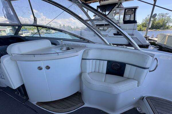 Cobalt R35 Yacht For Sale
