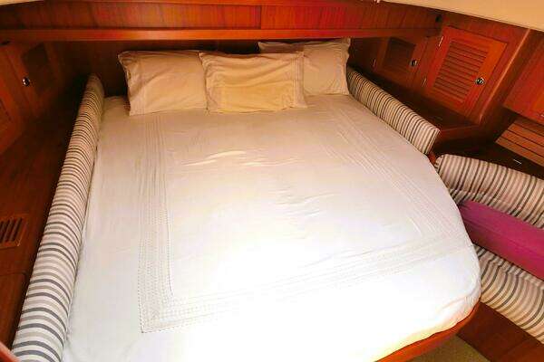 Hallberg-Rassy 53 Scandinavia Yacht For Sale