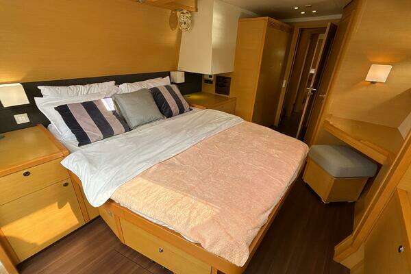 Lagoon  Yacht For Sale