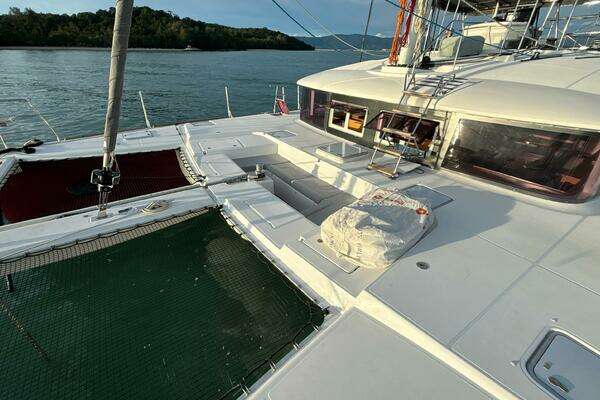 Lagoon  Yacht For Sale