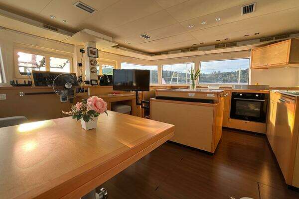 Lagoon  Yacht For Sale