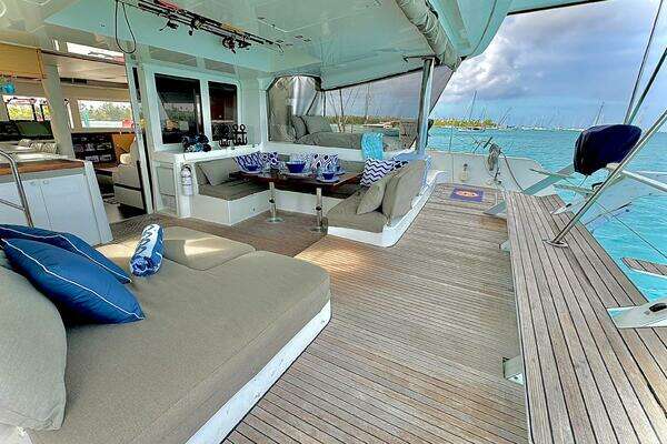 Lagoon 52F Yacht For Sale