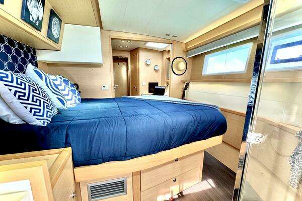 Lagoon 52F Yacht For Sale