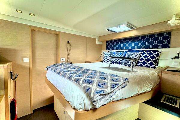 Lagoon 52F Yacht For Sale