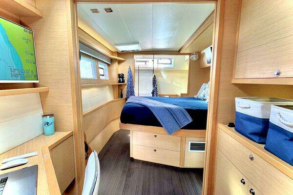 Lagoon 52F Yacht For Sale