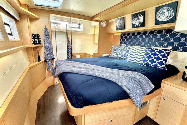 Lagoon 52F Yacht For Sale