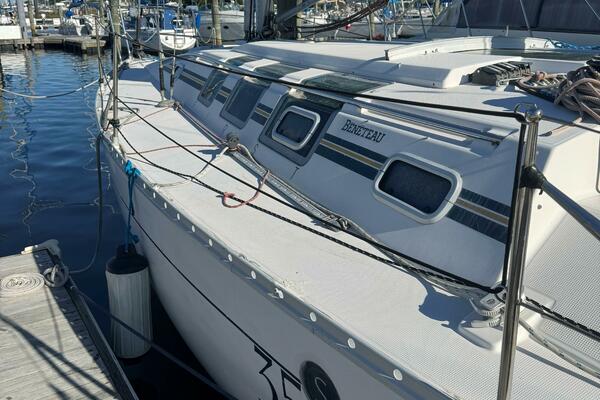 ANDIAMO 35ft Beneteau Yacht For Sale