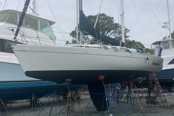 ANDIAMO 35ft Beneteau Yacht For Sale