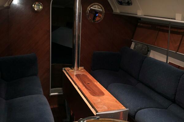 ANDIAMO 35ft Beneteau Yacht For Sale