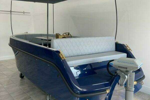 Photo of the 2025 Vision Volt 180 "30th Anniversary Limited Edition"