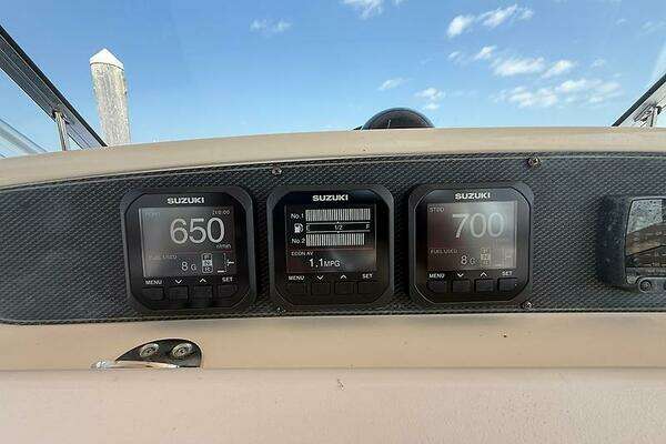 Grady-White Express 330 Yacht For Sale