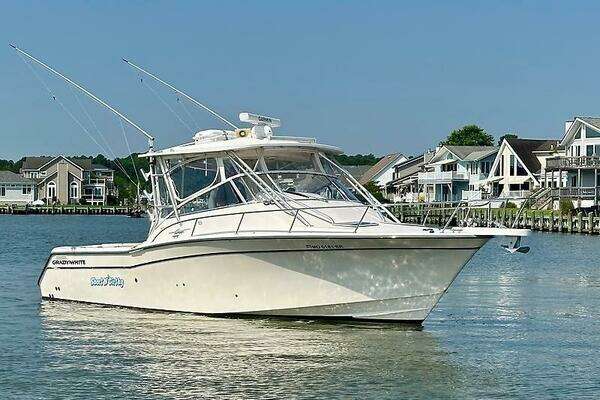 Grady-White Express 330 Yacht For Sale