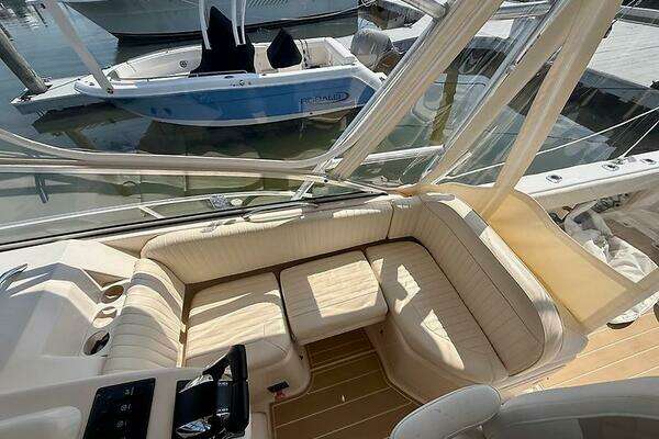 Grady-White Express 330 Yacht For Sale