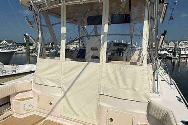 Grady-White Express 330 Yacht For Sale
