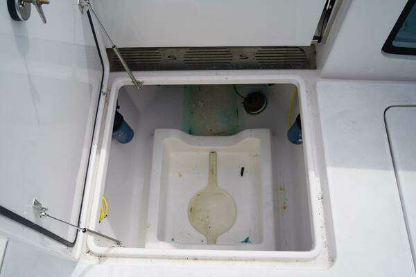 Sportsman 302CC Yacht For Sale