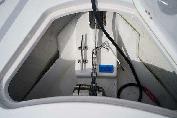Sportsman 302CC Yacht For Sale