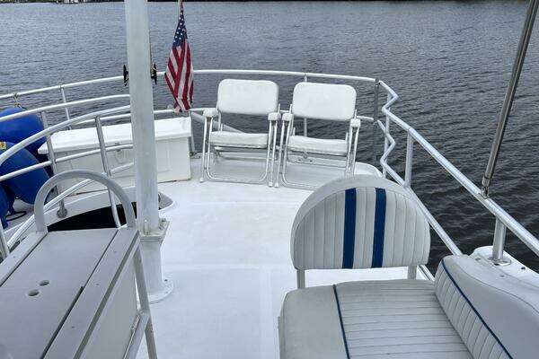 Photo of the 1998 Mainship 350 "Slow Ya Roll"