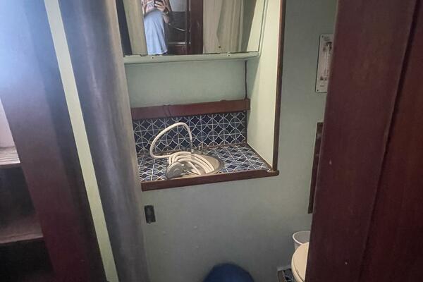 Tohi 41ft Morgan Yacht For Sale