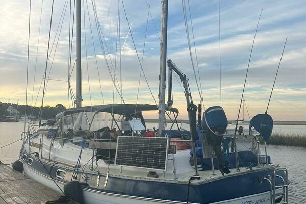 Tohi 41ft Morgan Yacht For Sale