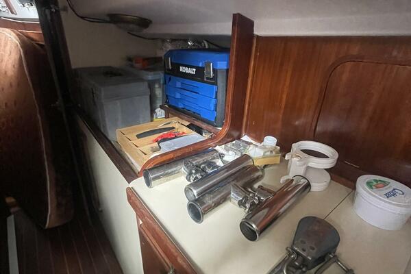 Tohi 41ft Morgan Yacht For Sale