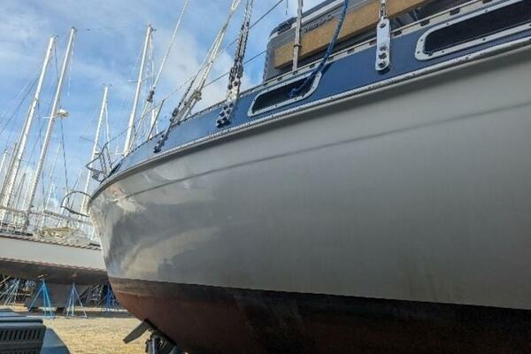 Tohi 41ft Morgan Yacht For Sale