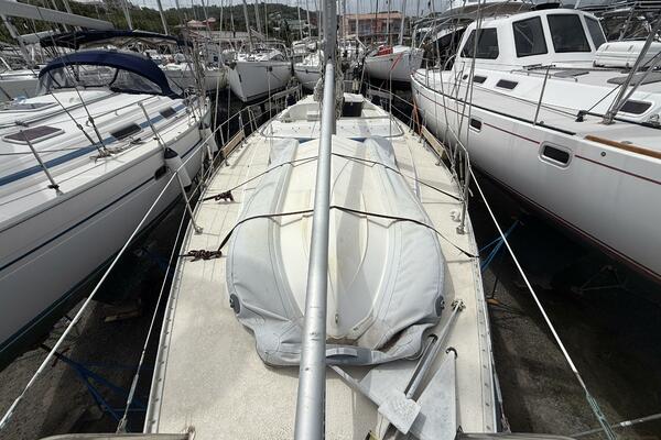 Tohi 41ft Morgan Yacht For Sale